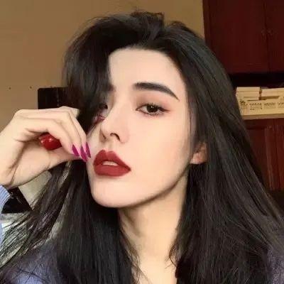 樱花树下的时间胶囊